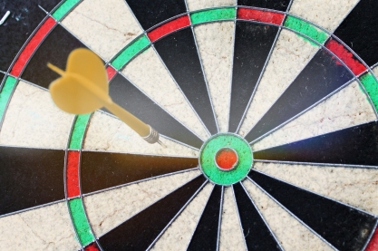 dart on dartboard